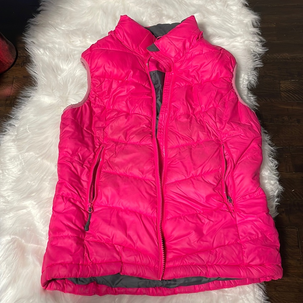 Women’s Pink Puffer Vest - size S